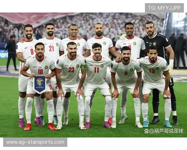 盘点 2026 年最值得收藏的 5 款世界杯球队海报: 极简主义设计成主流。 盘点 2026 年最值得收藏的 5 款世界杯球队海报: 极简主义设计成主流。